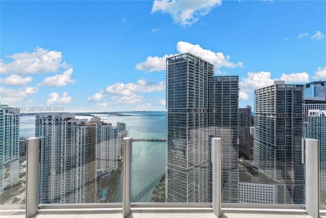 300 Biscayne Boulevard Way 3905W, Miami, FL 33131