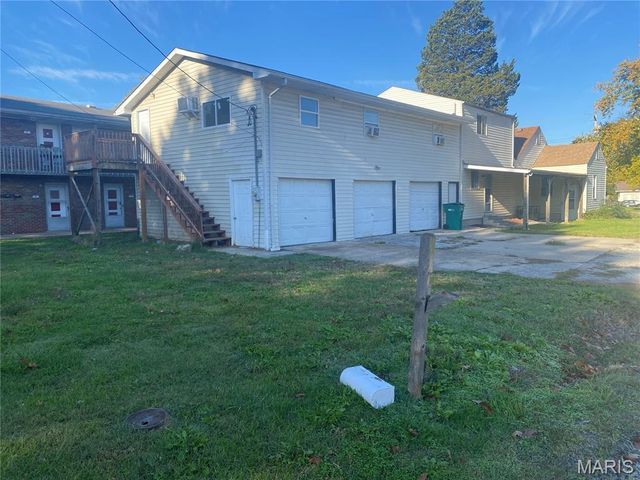 3600 Falling Springs Road, Cahokia, IL 62206