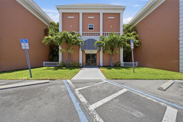 1900 68TH STREET N 205, St Petersburg, FL 33710