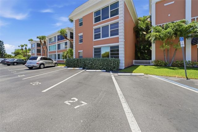 1900 68TH STREET N 205, St Petersburg, FL 33710