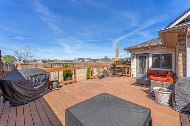 77 LAUREN CV, Atoka, TN 38004