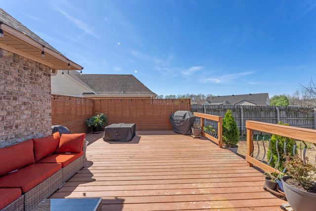 77 LAUREN CV, Atoka, TN 38004