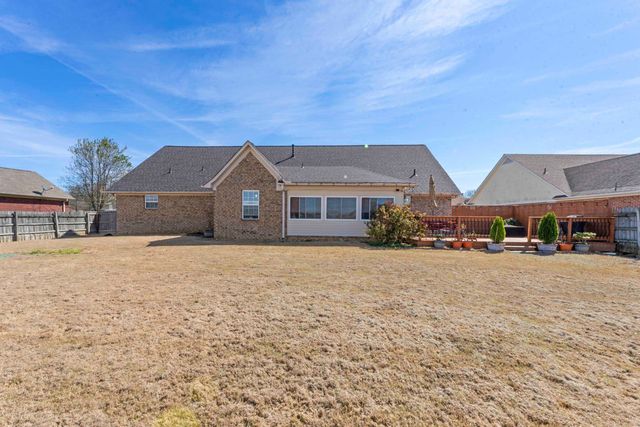 77 LAUREN CV, Atoka, TN 38004