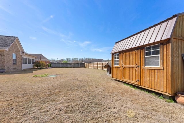 77 LAUREN CV, Atoka, TN 38004