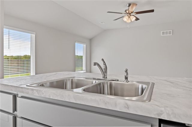 20847 Starside Street, Edgerton, KS 66021