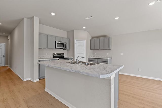 20847 Starside Street, Edgerton, KS 66021