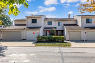 5550 Sandpiper Drive, Parma, OH 44134