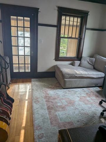 283 Alewife Brook Pkwy 2, Somerville, MA 02144