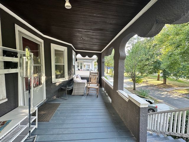 283 Alewife Brook Pkwy 2, Somerville, MA 02144