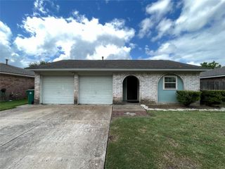1303 Sigma Street, Pasadena, TX 77504