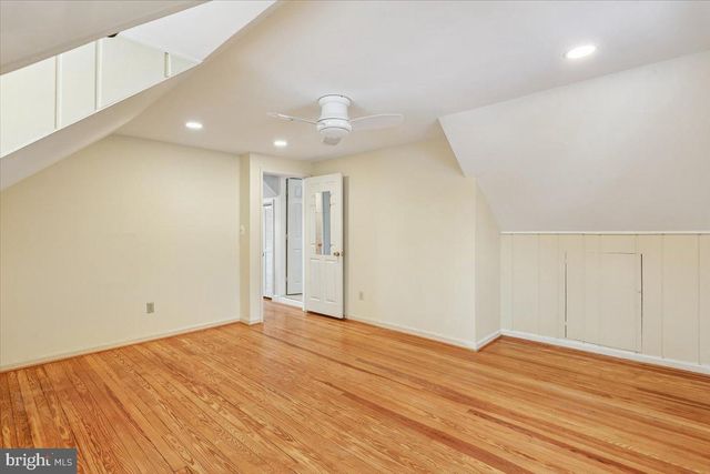 1004 DEBECK DR, Rockville, MD 20851