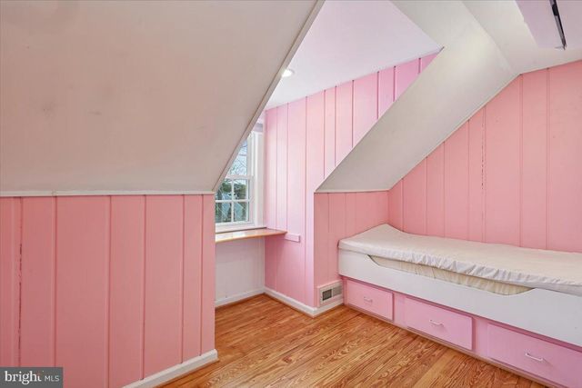 1004 DEBECK DR, Rockville, MD 20851