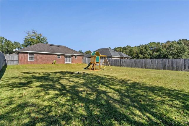 9581 Estate Drive, Mobile, AL 36695