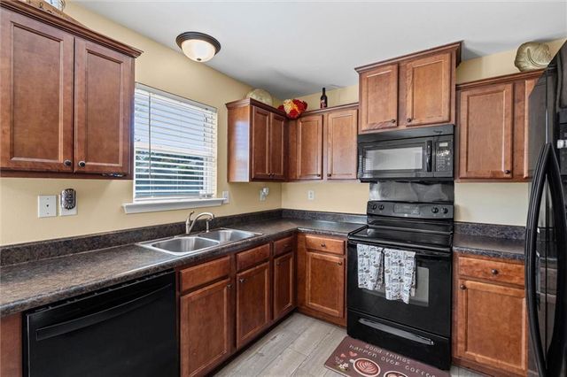 9581 Estate Drive, Mobile, AL 36695