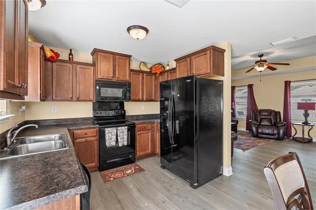 9581 Estate Drive, Mobile, AL 36695