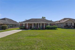 9581 Estate Drive, Mobile, AL 36695