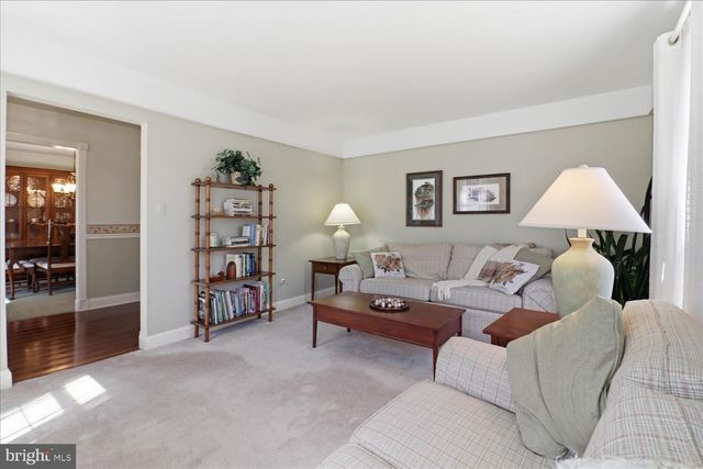 3309 CAROLINE DR, East Petersburg, PA 17520