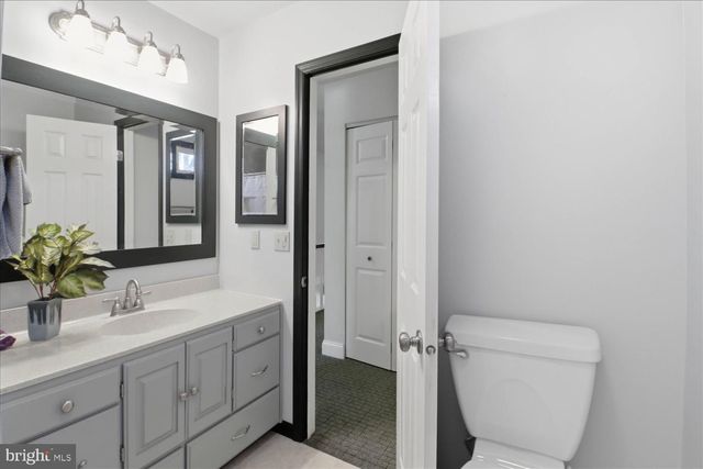 3309 CAROLINE DR, East Petersburg, PA 17520