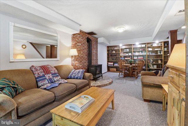 3309 CAROLINE DR, East Petersburg, PA 17520