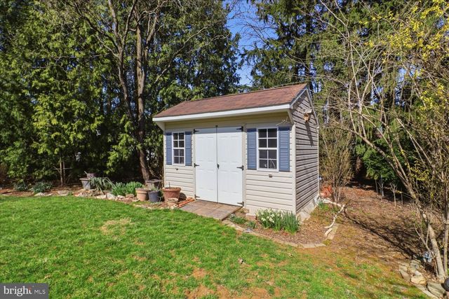 3309 CAROLINE DR, East Petersburg, PA 17520
