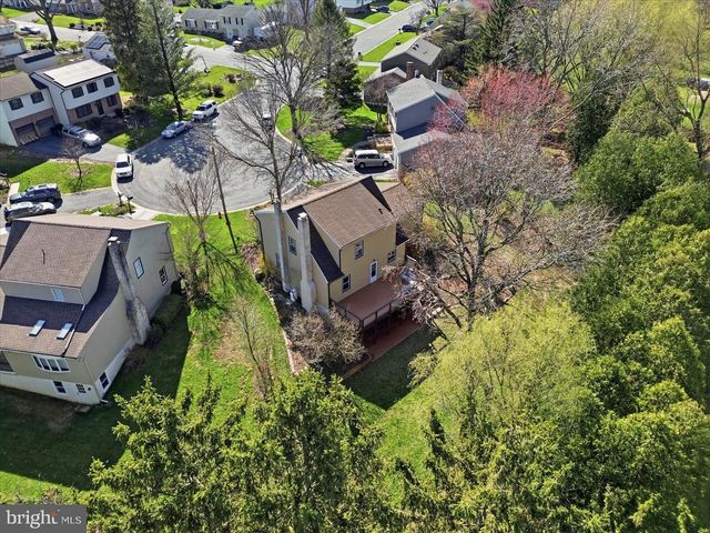 3309 CAROLINE DR, East Petersburg, PA 17520