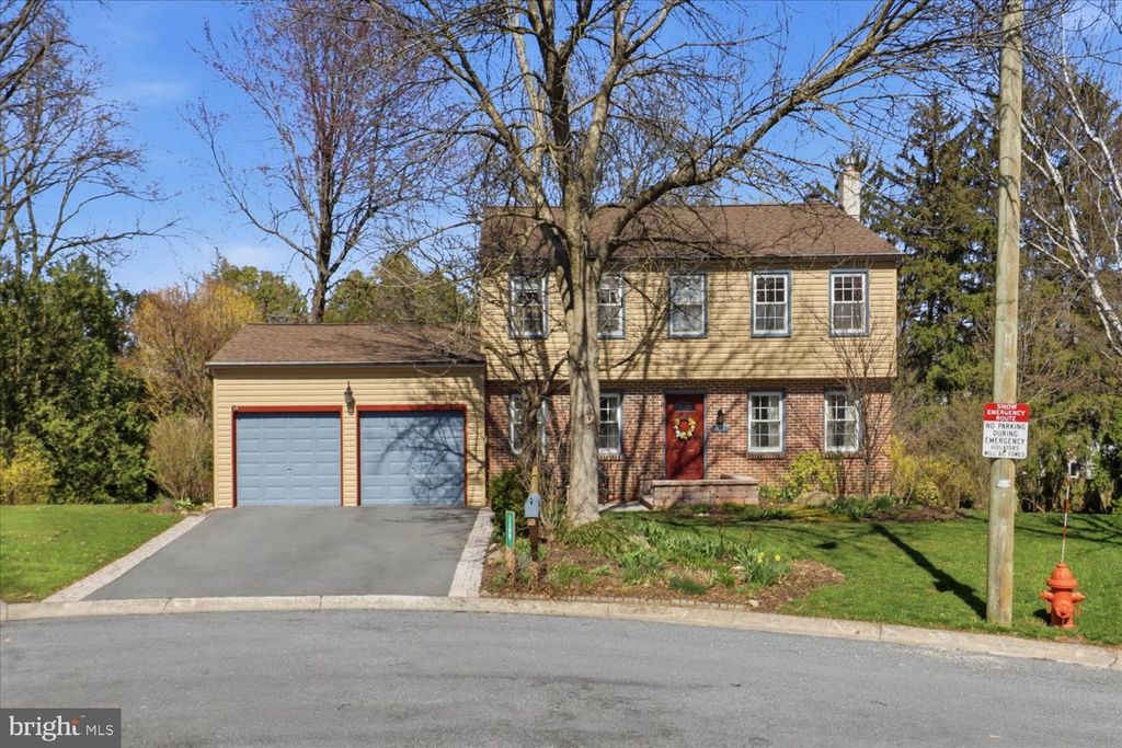 3309 CAROLINE DR, East Petersburg, PA 17520
