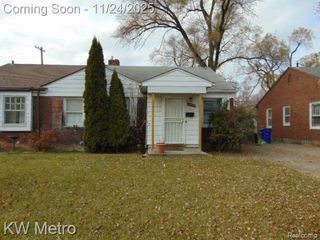 20495 Meyers Road, Detroit, MI 48235