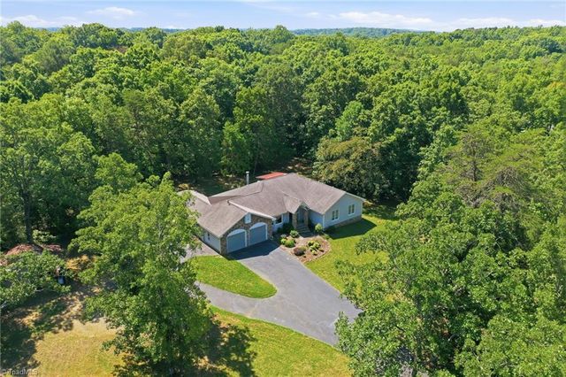 3744 Redbud Road, Haw River, NC 27258