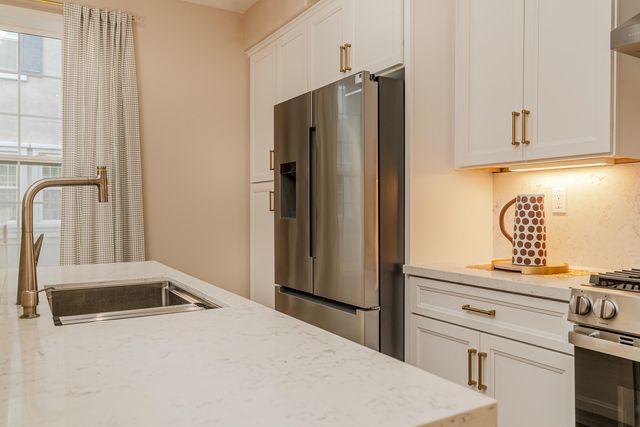 3769 Finnian Way, Dublin, CA 94568