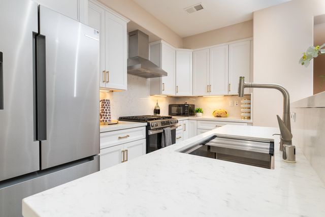 3769 Finnian Way, Dublin, CA 94568