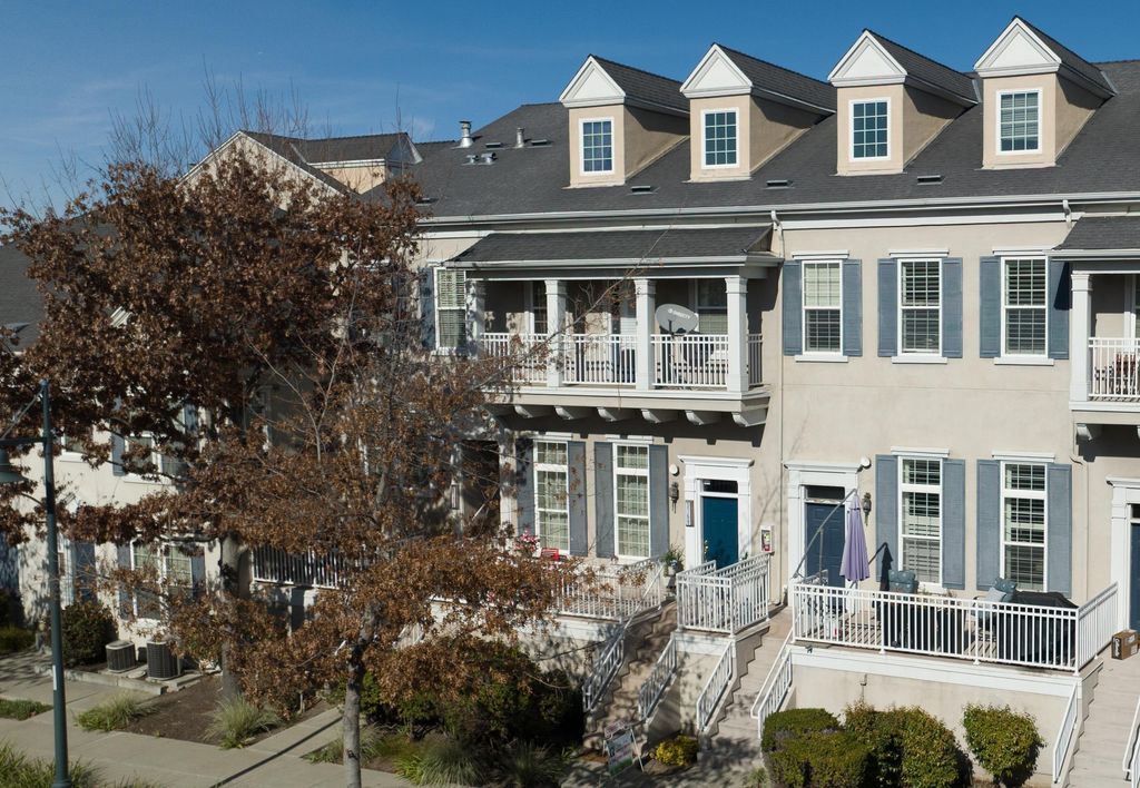 3769 Finnian Way, Dublin, CA 94568