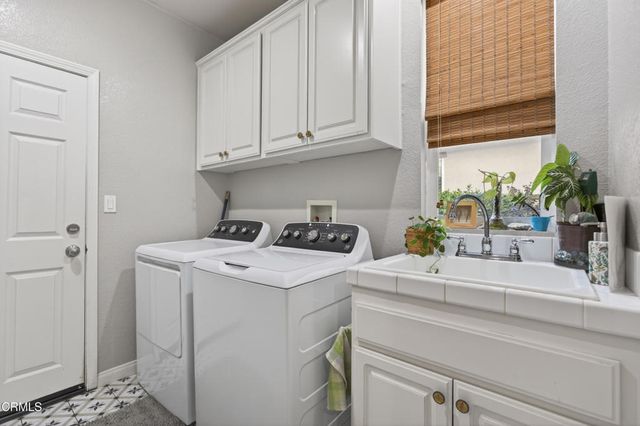 3885 Golden Pond Drive, Camarillo, CA 93012