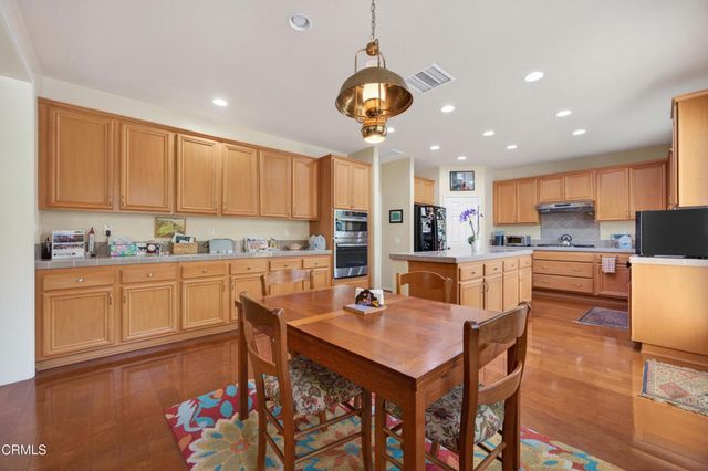 3885 Golden Pond Drive, Camarillo, CA 93012