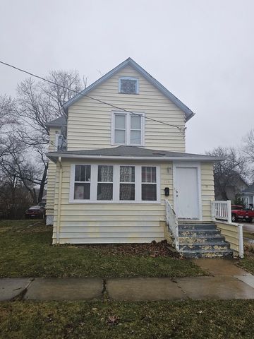 728 N Ash Street, Waukegan, IL 60085