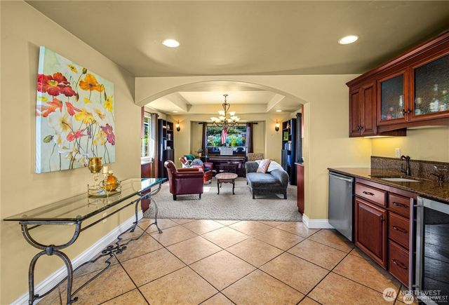4702 Browns Point Boulevard NE, Tacoma, WA 98422