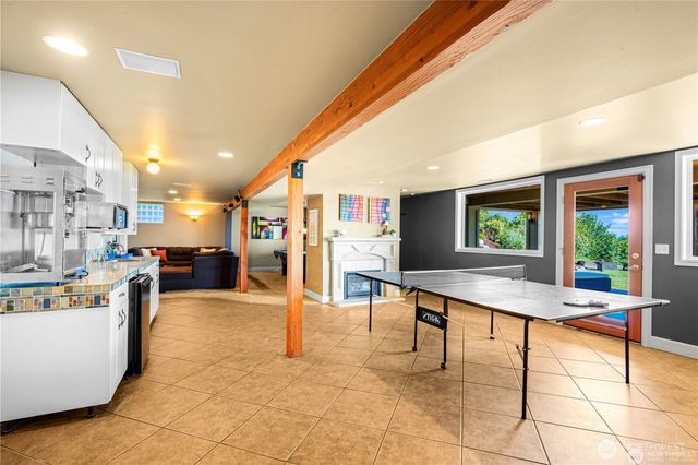 4702 Browns Point Boulevard NE, Tacoma, WA 98422