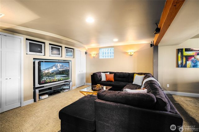 4702 Browns Point Boulevard NE, Tacoma, WA 98422