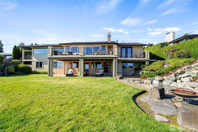 4702 Browns Point Boulevard NE, Tacoma, WA 98422