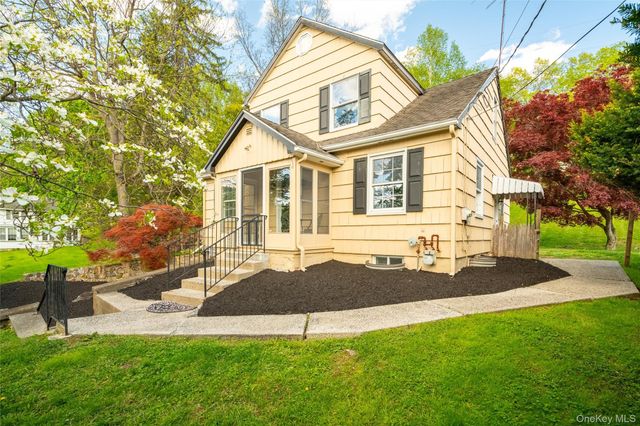 18 Cricketown Road, Stony Point, NY 10980
