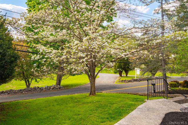 18 Cricketown Road, Stony Point, NY 10980