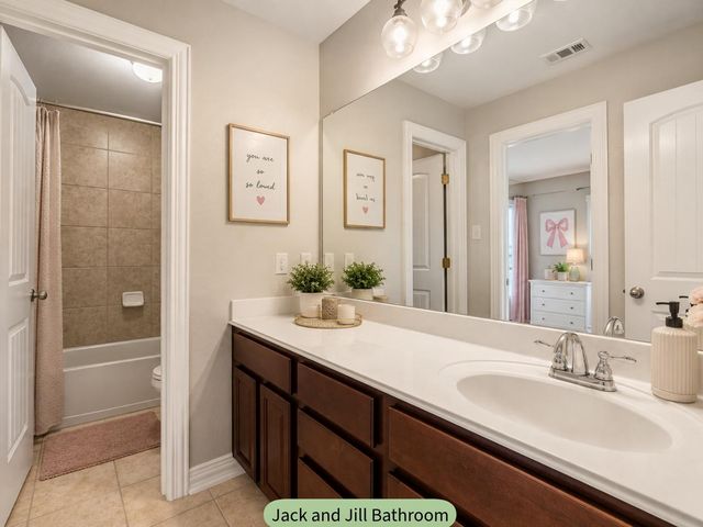 237 Cardinal DR, Bastrop, TX 78659