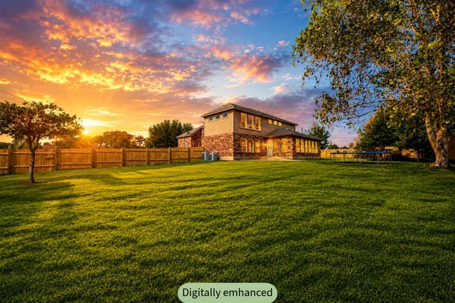 237 Cardinal DR, Bastrop, TX 78659
