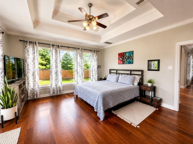237 Cardinal DR, Bastrop, TX 78659
