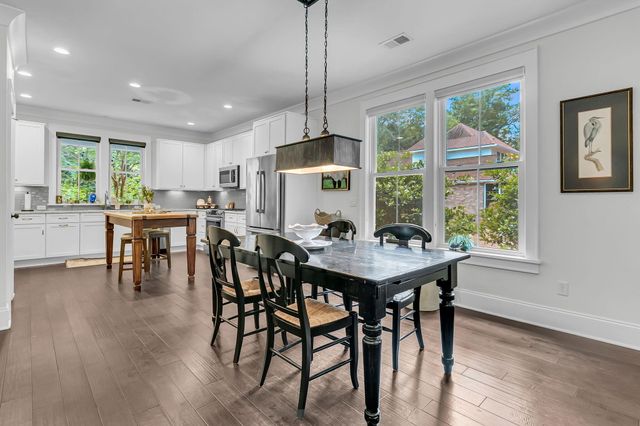 5209 Forest Oaks Drive, Hollywood, SC 29449