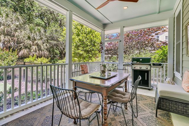 5209 Forest Oaks Drive, Hollywood, SC 29449