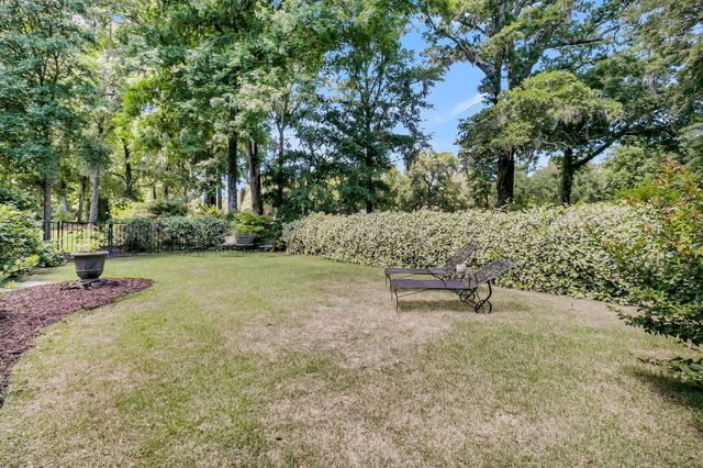 5209 Forest Oaks Drive, Hollywood, SC 29449