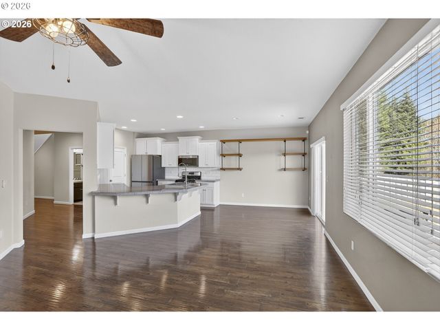 51380 Sw RANDSTAD St, Scappoose, OR 97056