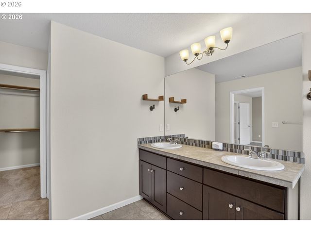 51380 Sw RANDSTAD St, Scappoose, OR 97056