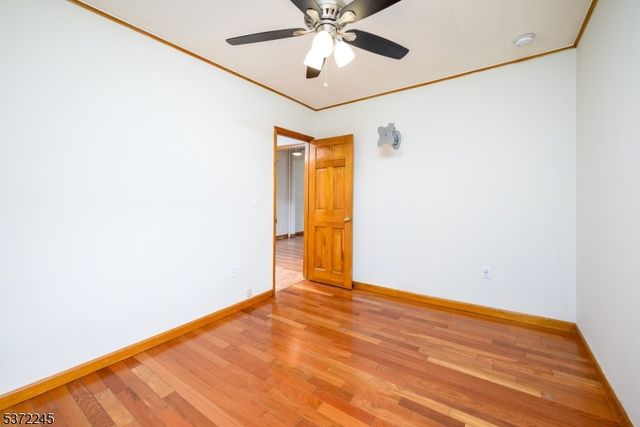 307 Lincoln St, Linden City, NJ 07036