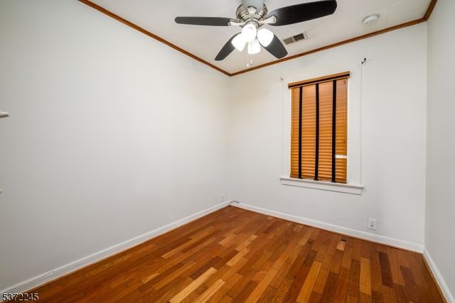 307 Lincoln St, Linden City, NJ 07036
